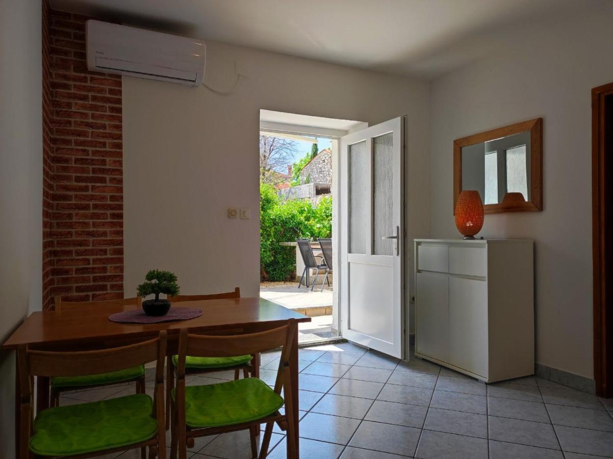 Apartment Rose Крк Экстерьер фото