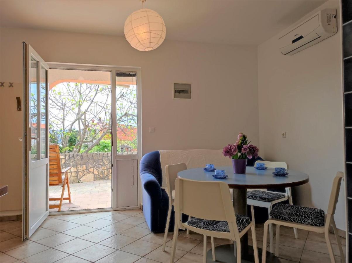 Apartment Rose Крк Экстерьер фото